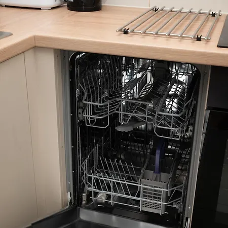 Apartman 2 Bedroom Private Parking Downtown Novi Sad