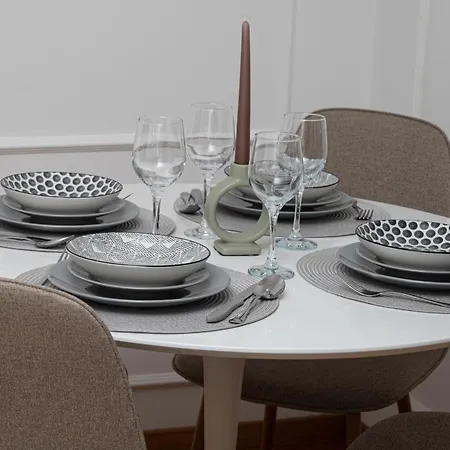 Apartman 2 Bedroom Private Parking Downtown Novi Sad